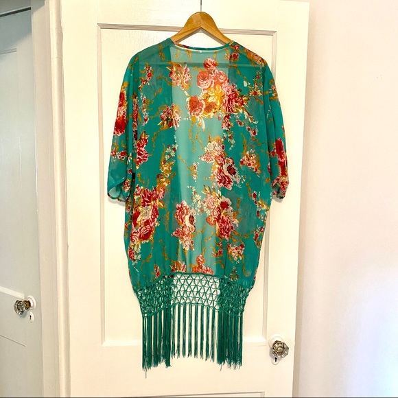 Floral beach cover up with fringe one size - Picture 2 of 3